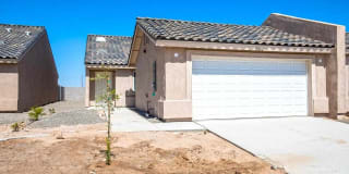7332 E 37 PL 7332 E 37 PL Photo Gallery 1