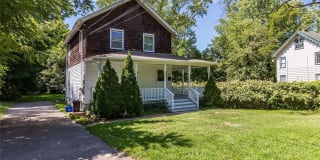 192 Woodhull Road 192 Woodhull Road Photo Gallery 1