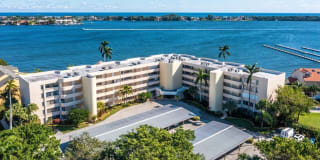 8200 Lakeshore Drive 8200 Lakeshore Drive Photo Gallery 1