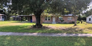 423 SHORE DRIVE E 423 SHORE DRIVE E Photo Gallery 1