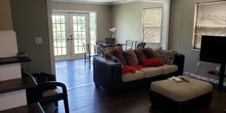 745 James Cir NE 745 James Cir NE Photo Gallery 1