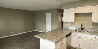 Cherry Creek Cherry Creek Photo Gallery 1