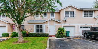 12157 SW 51st Pl 12157 SW 51st Pl Photo Gallery 1