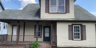 1433 W 4th St. 1433 W 4th St. Photo Gallery 1