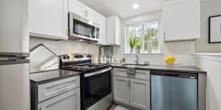 Rolling Green Apartments Rolling Green Apartments Photo Gallery 1