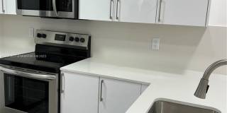 208 Meridian Ave 208 Meridian Ave Photo Gallery 1