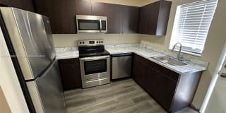 605 Ixoria Ave 605 Ixoria Ave Photo Gallery 1