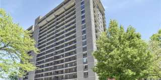 12500 Edgewater Dr 12500 Edgewater Dr Photo Gallery 1