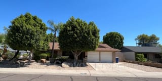 5607 S Hazelton Ln 5607 S Hazelton Ln Photo Gallery 1