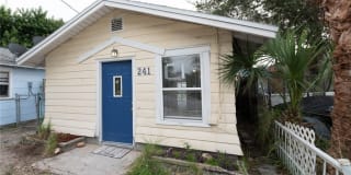 241 BOCA CIEGA DRIVE 241 BOCA CIEGA DRIVE Photo Gallery 1