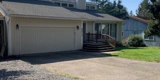 2311 NE Park View Drive 2311 NE Park View Drive Photo Gallery 1