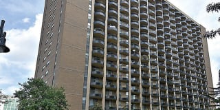 The Point at Pentagon City The Point at Pentagon City Photo Gallery 1