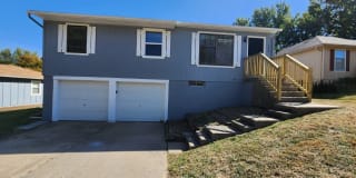 725 N Sioux Ave 725 N Sioux Ave Photo Gallery 1