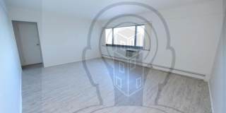 7337 S SOUTH SHORE DR 7337 S SOUTH SHORE DR Photo Gallery 1