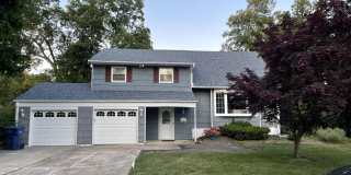 2 Roslyn Drive 2 Roslyn Drive Photo Gallery 1