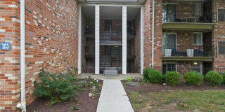 203 VICTOR PARKWAY 203 VICTOR PARKWAY Photo Gallery 1