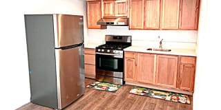 1852 DOUGLAS DRIVE 1852 DOUGLAS DRIVE Photo Gallery 1