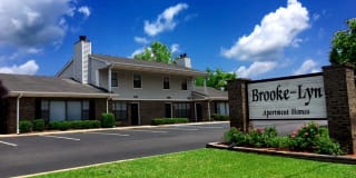 Brooke Lyn Apartments Brooke Lyn Apartments Photo Gallery 1