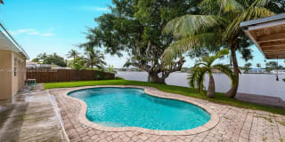 21230 NE 25th Ct 21230 NE 25th Ct Photo Gallery 1