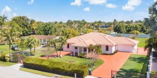 161 SW 129th Ave 161 SW 129th Ave Photo Gallery 1