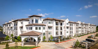 Arista at Riverstone Age 55+ Apartment Homes Arista at Riverstone Age 55+ Apartment Homes Photo Gallery 1