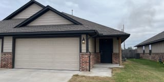 5210 Oakwood Villa Court 5210 Oakwood Villa Court Photo Gallery 1