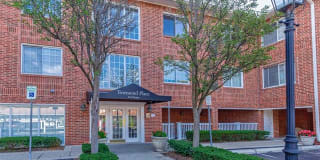 444 S CHESTER ST APT 425 444 S CHESTER ST APT 425 Photo Gallery 1