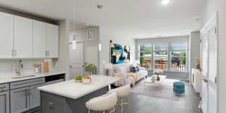 Metro 303 Metro 303 Photo Gallery 1