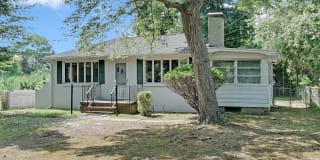 402 Elizabeth Ave 402 Elizabeth Ave Photo Gallery 1