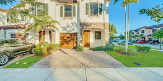181 SE 33rd Pl 181 SE 33rd Pl Photo Gallery 1