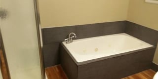 614 E Lexington 614 E Lexington Photo Gallery 1