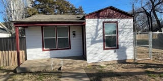 2301 Ave W 2301 Ave W Photo Gallery 1