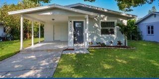 1222 24th Avenue West 1222 24th Avenue West Photo Gallery 1