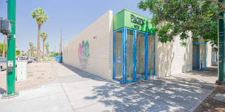 1029 N CENTRAL AVE 1029 N CENTRAL AVE Photo Gallery 1