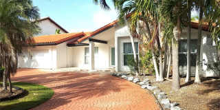 16466 NE 31st Ave 16466 NE 31st Ave Photo Gallery 1