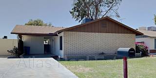 3707 W Sierra Street 3707 W Sierra Street Photo Gallery 1