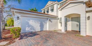 118 Palm Beach Plantation Blvd 118 Palm Beach Plantation Blvd Photo Gallery 1