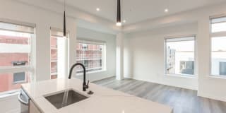 3120 W Jefferson ST Unit 402 3120 W Jefferson ST Unit 402 Photo Gallery 1