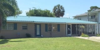 3707 118TH STREET W 3707 118TH STREET W Photo Gallery 1