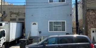 5715 N Ashland Avenue 5715 N Ashland Avenue Photo Gallery 1