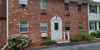 33 Liberty Square Rd 33 Liberty Square Rd Photo Gallery 1