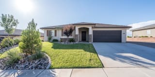 5962 South Desert Crest Drive 5962 South Desert Crest Drive Photo Gallery 1