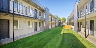 Carriage Hill Apartments Carriage Hill Apartments Photo Gallery 1