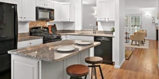 10 Adams Ct, 10 10 Adams Ct, 10 Photo Gallery 1
