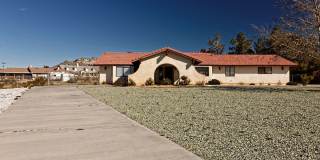 18930 Siskiyou Rd. 18930 Siskiyou Rd. Photo Gallery 1