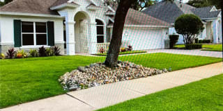 6 LIONSHEAD DRIVE 6 LIONSHEAD DRIVE Photo Gallery 1