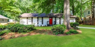 1136 Woodleigh Road SW 1136 Woodleigh Road SW Photo Gallery 1