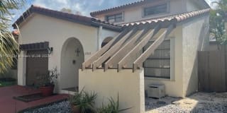 17343 NW 66th Pl 17343 NW 66th Pl Photo Gallery 1