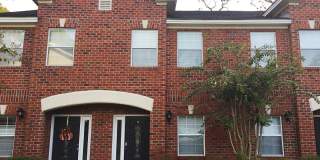 914 Hillside Drive South Unit #S 914 Hillside Drive South Unit #S Photo Gallery 1