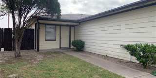2114 Breezeway 2114 Breezeway Photo Gallery 1